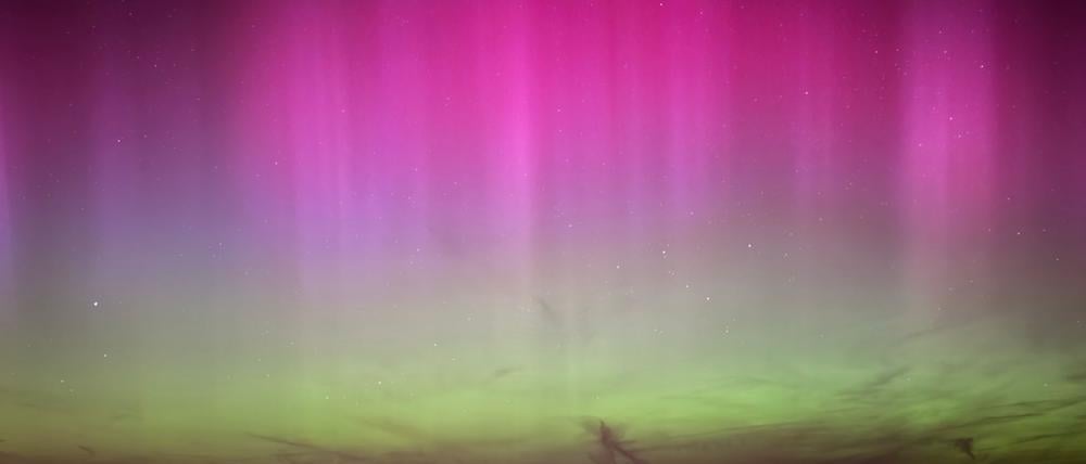 Starke Sonnenstürme können Polarlichter erzeugen, die noch weit südlich der Polarregionen zu sehen sind - sogar in  Baden-Württemberg noch. (Archivbild)