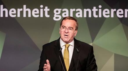 Boris Pistorius (SPD), Bundesminister der Verteidigung, hält bei der Bundeswehrtagung 2025 die Abschlussrede (Archivbild).