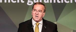 Boris Pistorius (SPD), Bundesminister der Verteidigung, hält bei der Bundeswehrtagung 2025 die Abschlussrede (Archivbild).