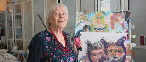 Maria Albel in ihrer Wohnung in Prenzlauer Berg.