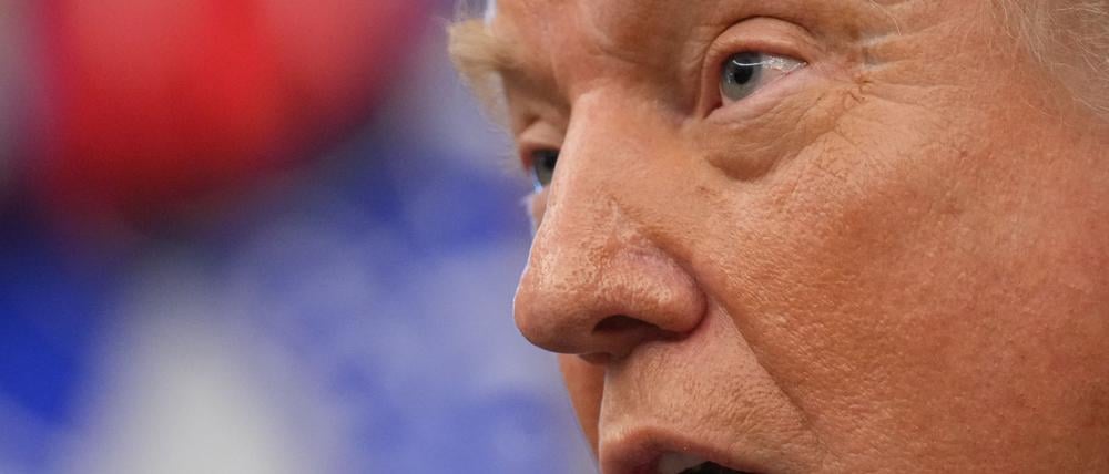 Der US-Präsident droht der BBC mit einer Milliardenklage.