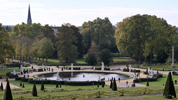 Eberhard Bergner wird über seine Arbeit im Park Sanssouci sprechen.