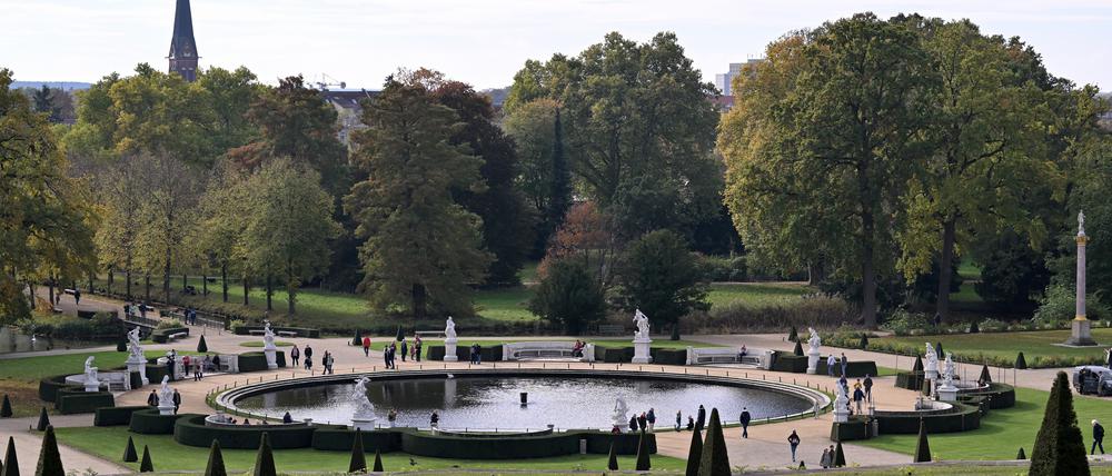 Eberhard Bergner wird über seine Arbeit im Park Sanssouci sprechen.