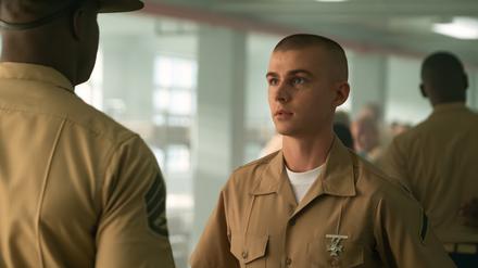 Stillgestanden! Cope (Miles Heizer) lernt schnell zu gehorchen.