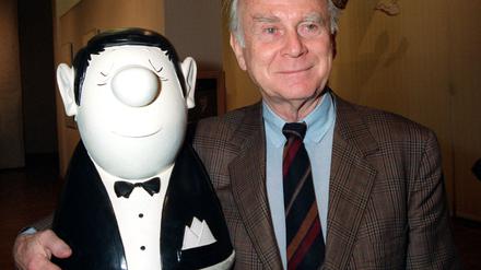 Der künstlerische Nachlass von Vicco von Bülow, alias Loriot, geht als Dauerleihgabe an das Caricatura Museum Frankfurt (Archivbild).