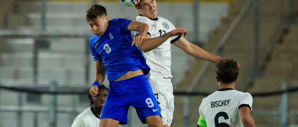 Fällt für die U21-Partien aus: Tom Rothe (r.) von Union Berlin. (Archiv)