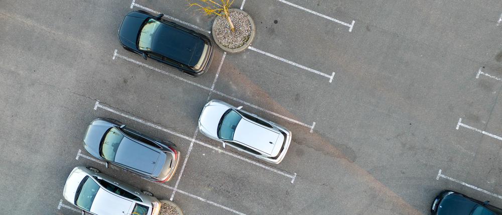 Da geht noch was: Parkplätze vor Supermärkten können nachts den Parkdruck aus den Kiezen nehmen.