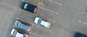 Da geht noch was: Parkplätze vor Supermärkten können nachts den Parkdruck aus den Kiezen nehmen.