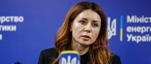 Die ukrainische Energieministerin Switlana Hryntschuk hat im Zuge von Korruptionsermittlungen in ihrem Sektor ihren Rücktritt erklärt.