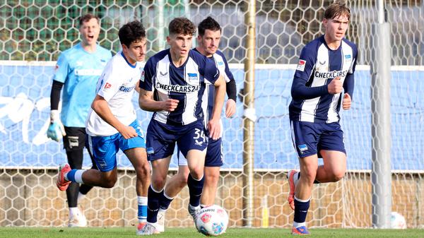 Wir gegen uns. Hertha spielte am Mittwoch gegen Hertha. Hertha gewann.