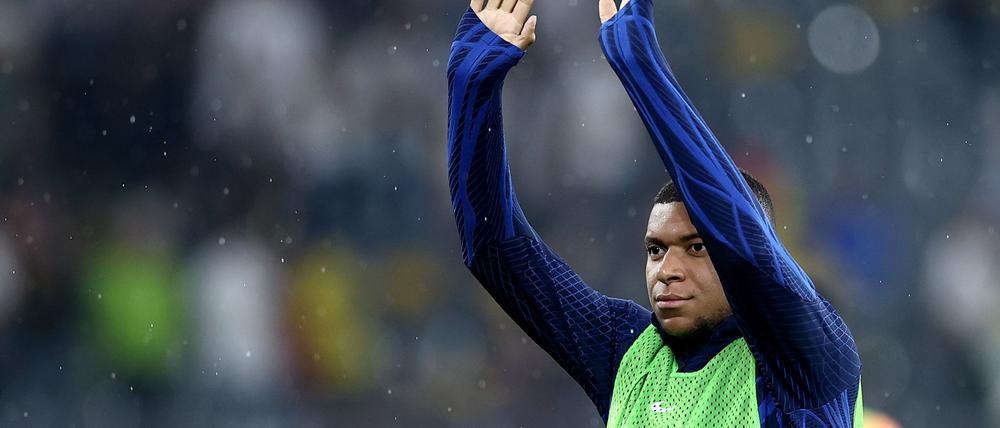 Die französische Nationalmannschaft will der Opfer der Anschläge vom 13. November 2015 gedenken. (Archiv)