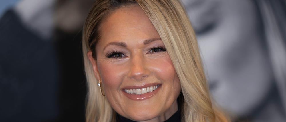 Helene Fischer nimmt an einem Fototermin vor Beginn der Pressekonferenz zu ihrer Tour 2026 teil.