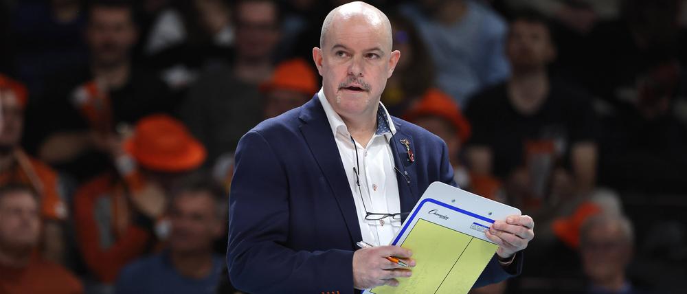 Trainer Joel Banks steht bei den Volleys in der Kritik.