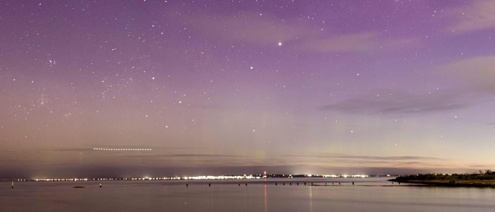 Die Aurora Australis begeisterte Menschen in Australien und Neuseeland.