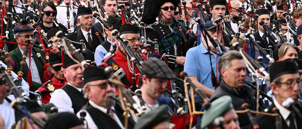 Eine von AC/DC's berühmtesten Rockhymnen erfüllte die Innenstadt.