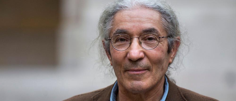 Der Schriftsteller Boualem Sansal, der auch französischer Staatsbürger ist, war 2024 bei der Ankunft in Algier festgenommen und später zu fünf Jahren Haft verurteilt worden.