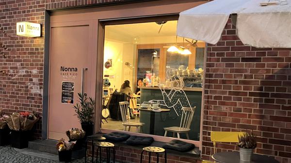 Das Nonna Café an der Greifswalder Straße in Berlin-Prenzlauer Berg.