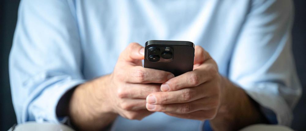 Islamistische Propaganda wird auch durch den Missbrauch religiöser Gesänge über das Internet verbreitet. 