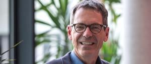 Dieter Neher ist Professor für Physik und Optoelektronik Weicher Materie an der Universität Potsdam