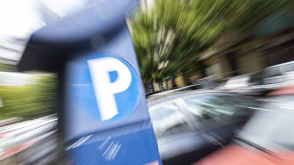 Ein Parkscheinautomat in Berlin. 