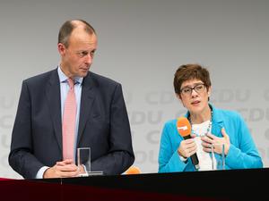 2018 waren Annegret Kramp-Karrenbauer und Friedrich Merz Konkurrenten um den Parteivorsitz. Kommen sie sich nun wieder in die Quere?  