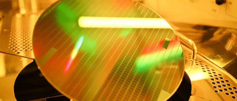 Mikrochips werden hauptsächlich aus Herstellerländern wie China oder Taiwan importiert. (Symbolbild)