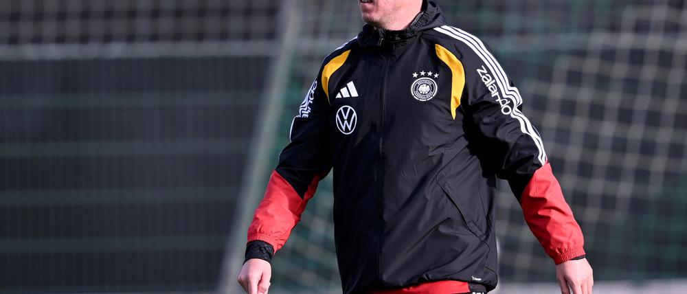 Julian Nagelsmann muss nach Kimmichs Verletzung umbauen.