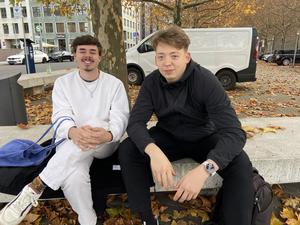 Haben keine Lust, für Deutschland zu sterben - Julian Schneider und Freund Max Kresing