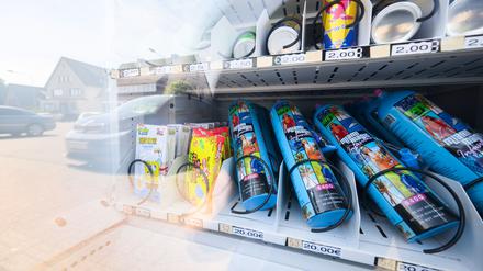 Einfach am SB-Automaten soll Lachgas bald nicht mehr zu haben sein. (Archivbild)