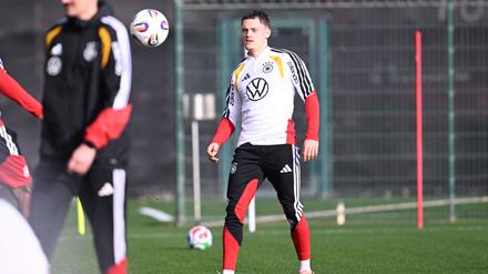 „Florian hat bewusst einen Schritt gemacht, um ein noch besserer Fußballer zu werden“, sagt Florian Wirtz’ Vater über den Wechsel seines Sohns nach England.