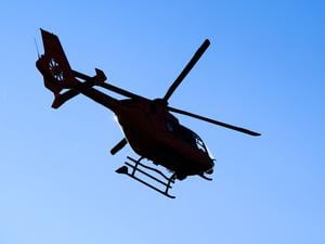 Ein Rettungshubschrauber im Einsatz. (Symbolbild)