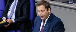 Finanzminister Lars Klingbeil (SPD) wirbt für die Aktivrente.