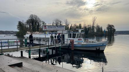 Wannseefähre MS Condor Ersatzschiff Hafen Kladow