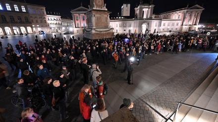 Wie im Vorjahr wird auch an diesem 25. November an den Jahrestag des rechtsextremen Geheimtreffens in der Villa Adlon erinnert.