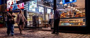 Ein Restaurant im Bezirk Ortaköy in Istanbul. (Archivbild) 