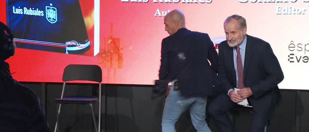 Spaniens früherer Fußball-Präsident Luis Rubiales bei einer Buchvorstellung.
