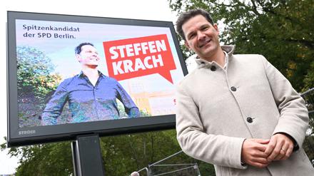 Spitzenkandidat Steffen Krach bei einem Fototermin zum Start der Wahlkampagne der Berliner SPD.