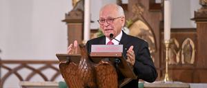 Wolfgang Ischinger während seiner Oberlinrede in der Oberlin-Kirche.