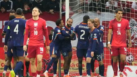 Memphis Depay glich für die Niederlande gegen Polen aus.