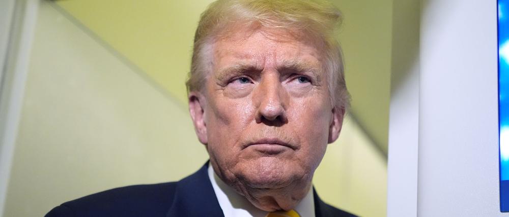 US-Präsident Trump will eine Milliardensumme von der BBC einklagen.