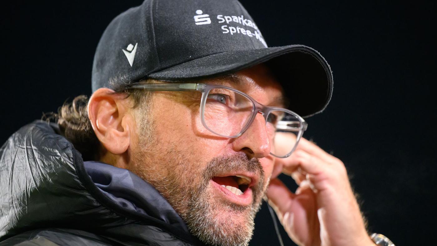 3-Liga-Bericht-Energie-Cottbus-verl-ngert-mit-Trainer-Wollitz