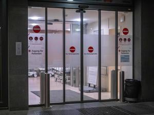 Der Eingang der Rettungsstelle des Vivantes Krankenhaus in Berlin-Friedrichshain. (Symbolbild)