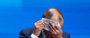 Bundeskanzler Friedrich Merz kam bei der Jungen Union ins Schwitzen.