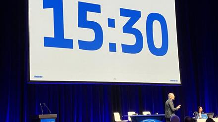 Görlich schwört die Berliner auf die Zukunft ein.