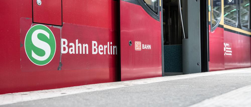 Zwischen Westkreuz und Charlottenburg fallen am Sonntag zahlreiche S-Bahnen aus. (Symbolbild)