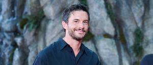 Hollywoodstar Jonathan Bailey hat über die Einschränkungen und Probleme gesprochen, die er in der Schule als schwuler Teenager hatte. (Archivbild)