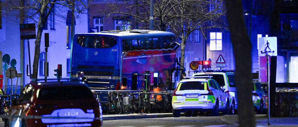 Ein Doppeldeckerbus ist im Zentrum von Stockholm verunglückt. (Archivbild)