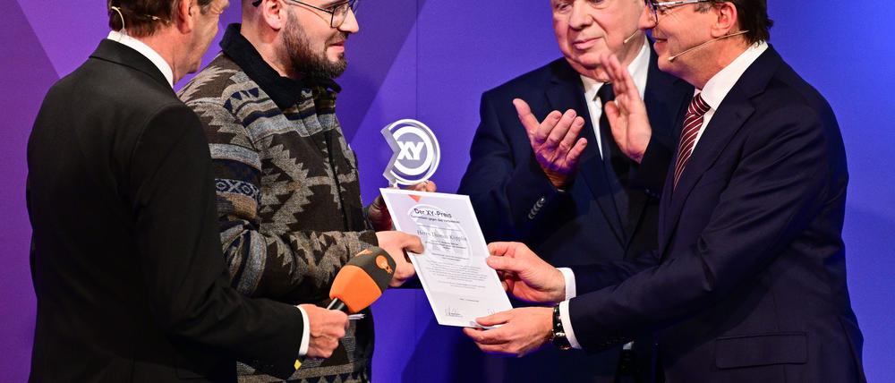 Thomas Köpplin (zweiter von links) aus Schweinfurt wurde geehrt.