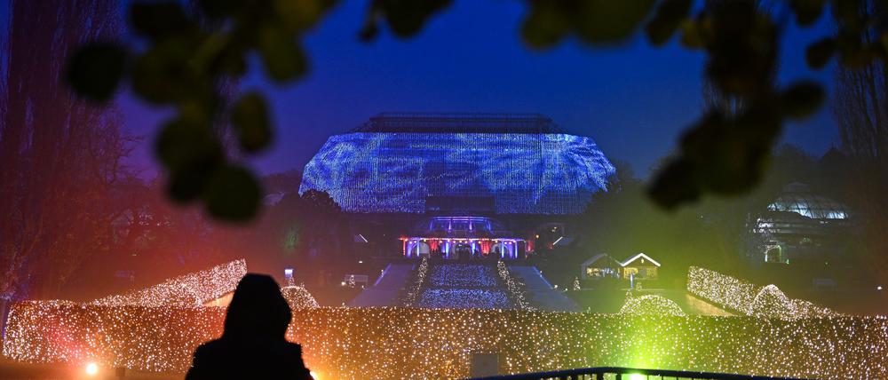 Zum neunten Mal wird die Anlage im Stadtteil Dahlem für den „Christmas Garden“ weihnachtlich beleuchtet. (Archivbild)