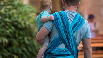 Hat sich die Rolle des Mannes in der Gesellschaft verändert? Oder wandelt sie sich bereits wieder zurück? (Symbolbild)